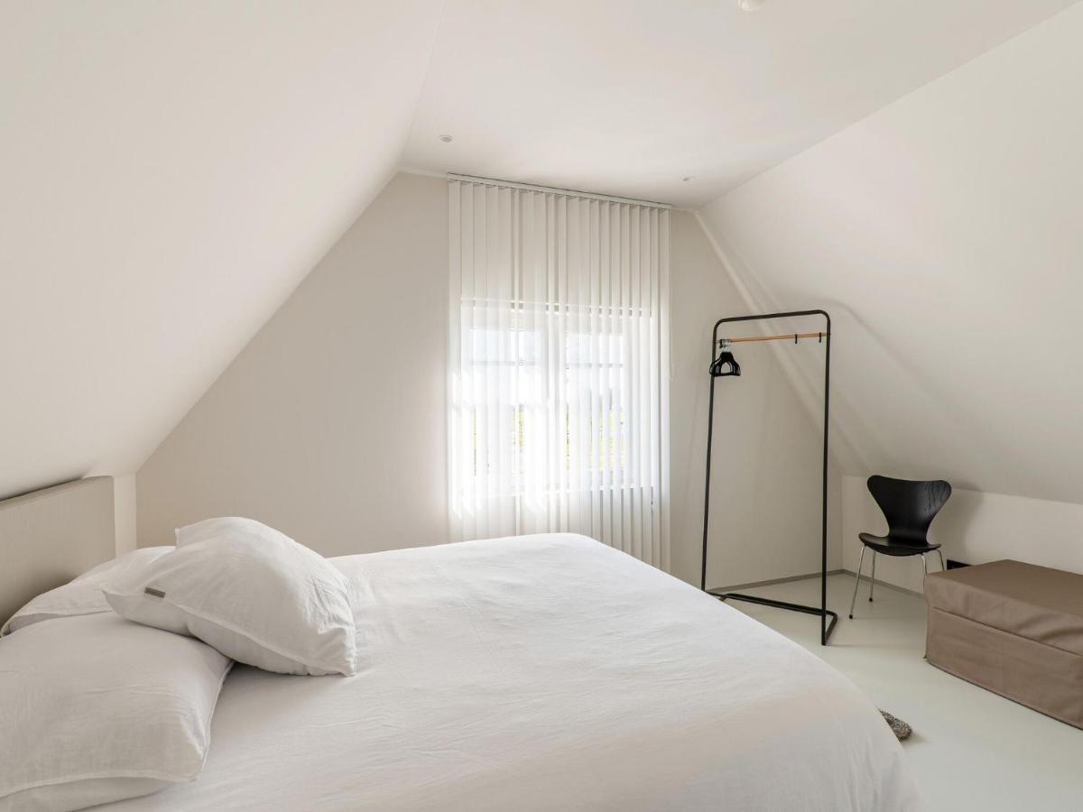 Modern Holiday Home With Garden Aardenburg Esterno foto